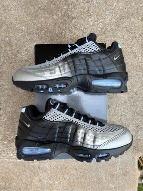 Palace x Nike Air Max 95 OG Big Bubble ‘Metallic Silver’. Size 8.5 men’s. NEW